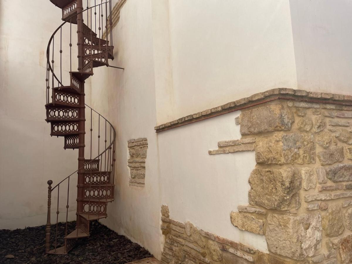 La Casa De La Escalera Apartment กอร์โดบา ภายนอก รูปภาพ